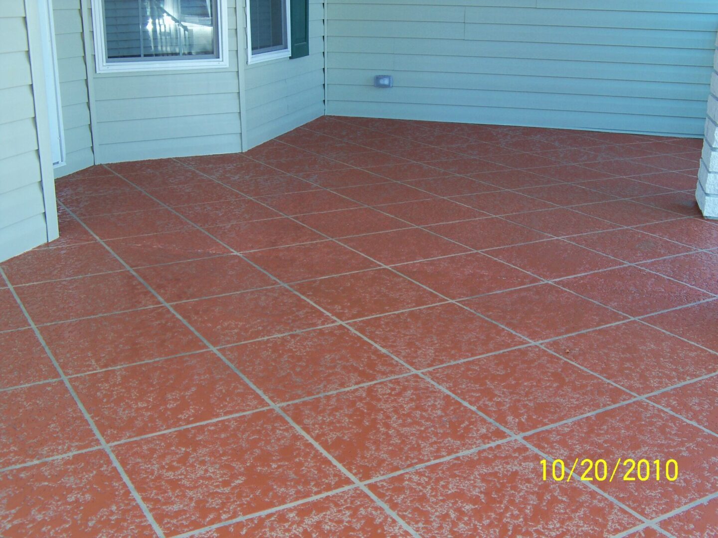 Patio floor with knock down texture